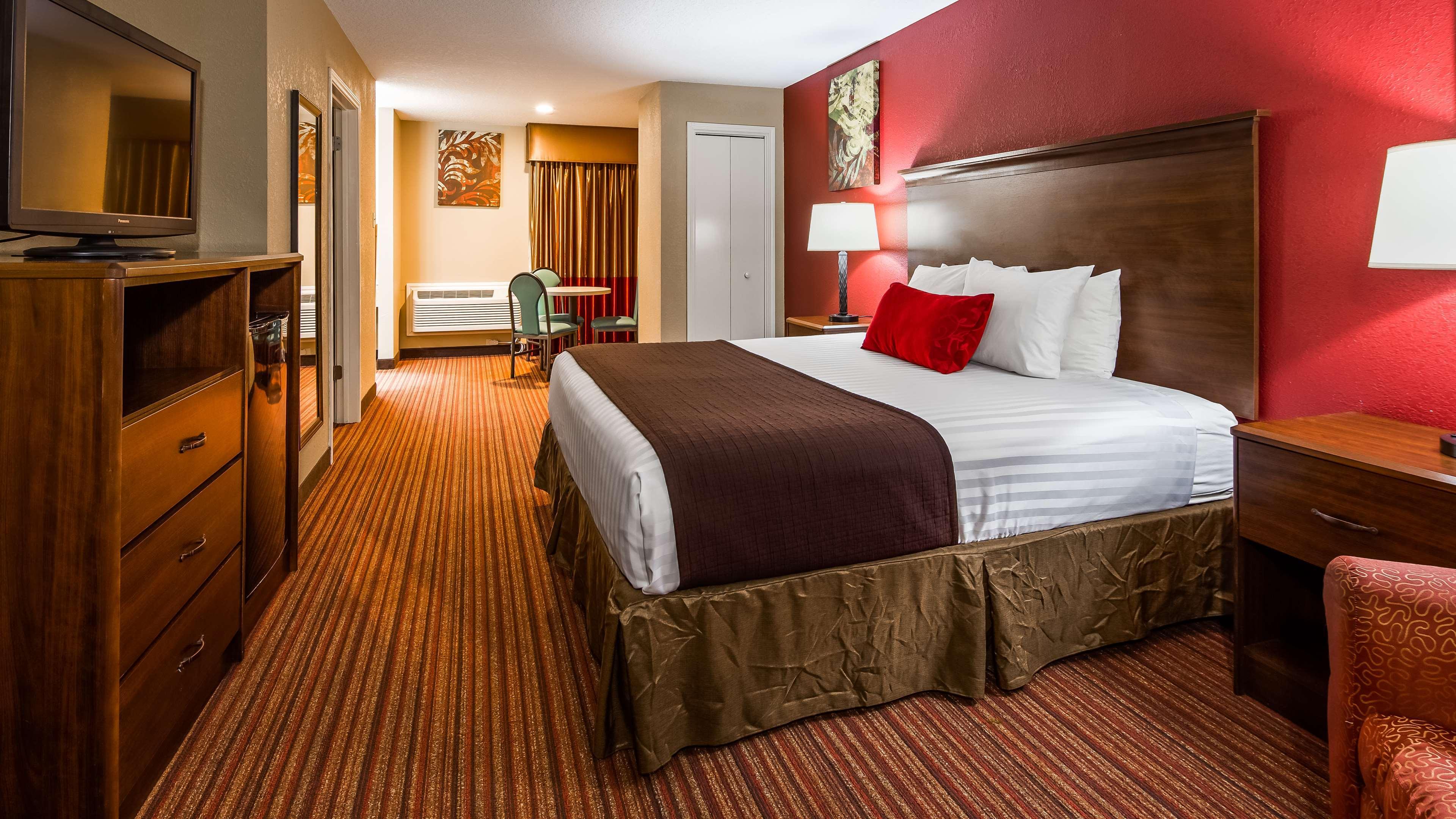 Surestay Plus By Best Western San Antonio Fiesta Inn Εξωτερικό φωτογραφία