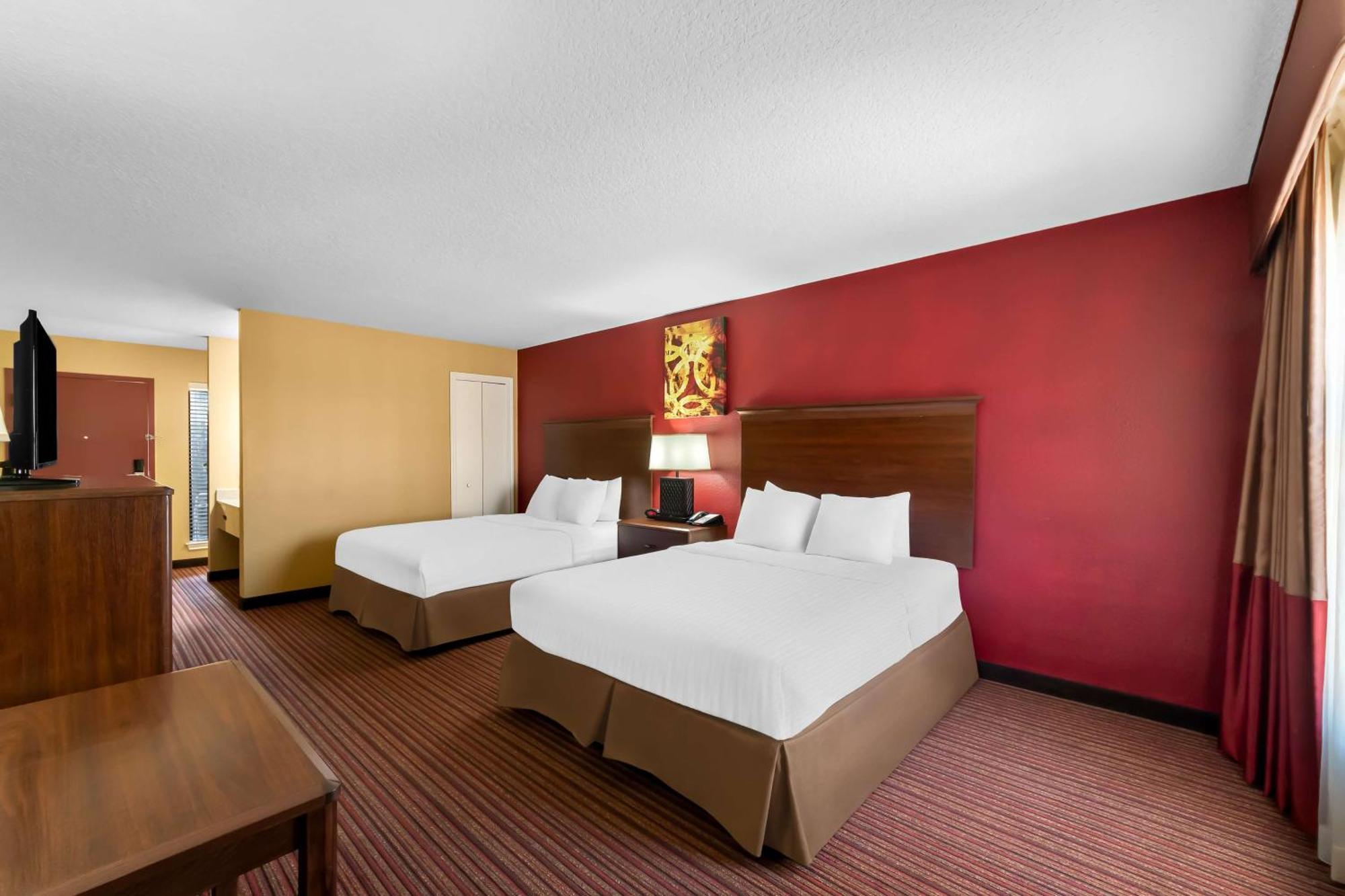 Surestay Plus By Best Western San Antonio Fiesta Inn Εξωτερικό φωτογραφία