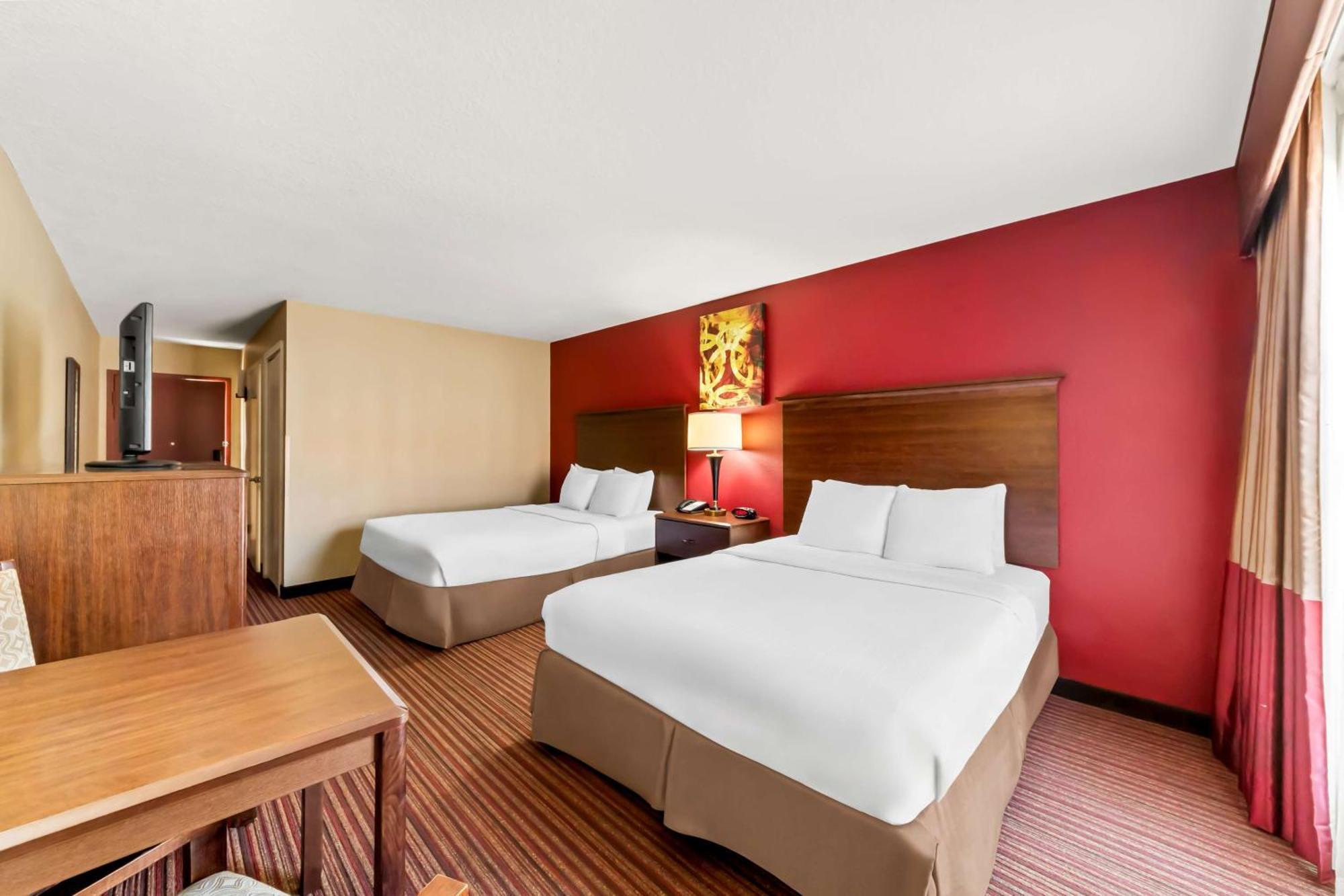 Surestay Plus By Best Western San Antonio Fiesta Inn Εξωτερικό φωτογραφία